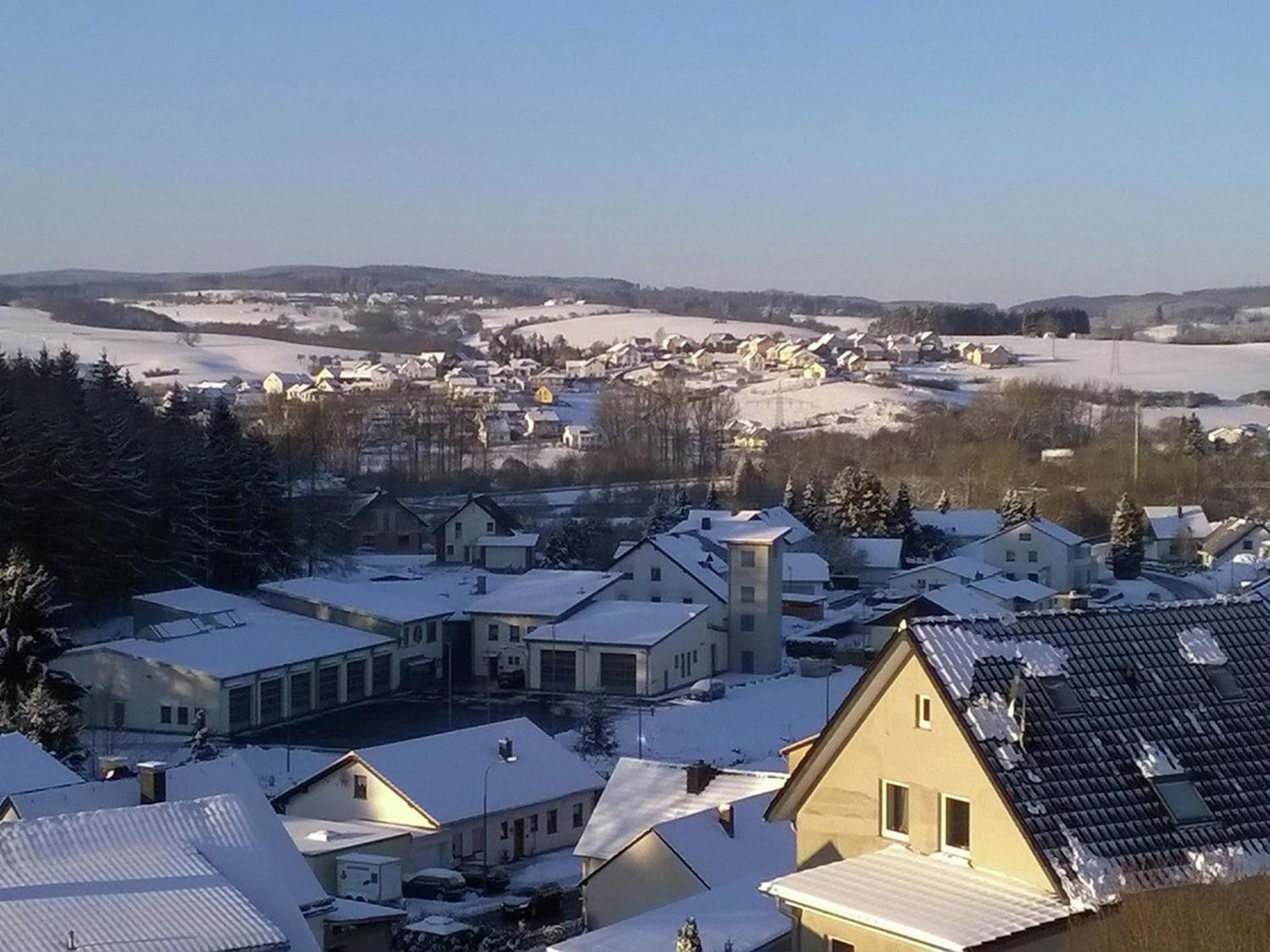 Charming Apartment In Gerolstein Germany With Large Verandah Exterior photo